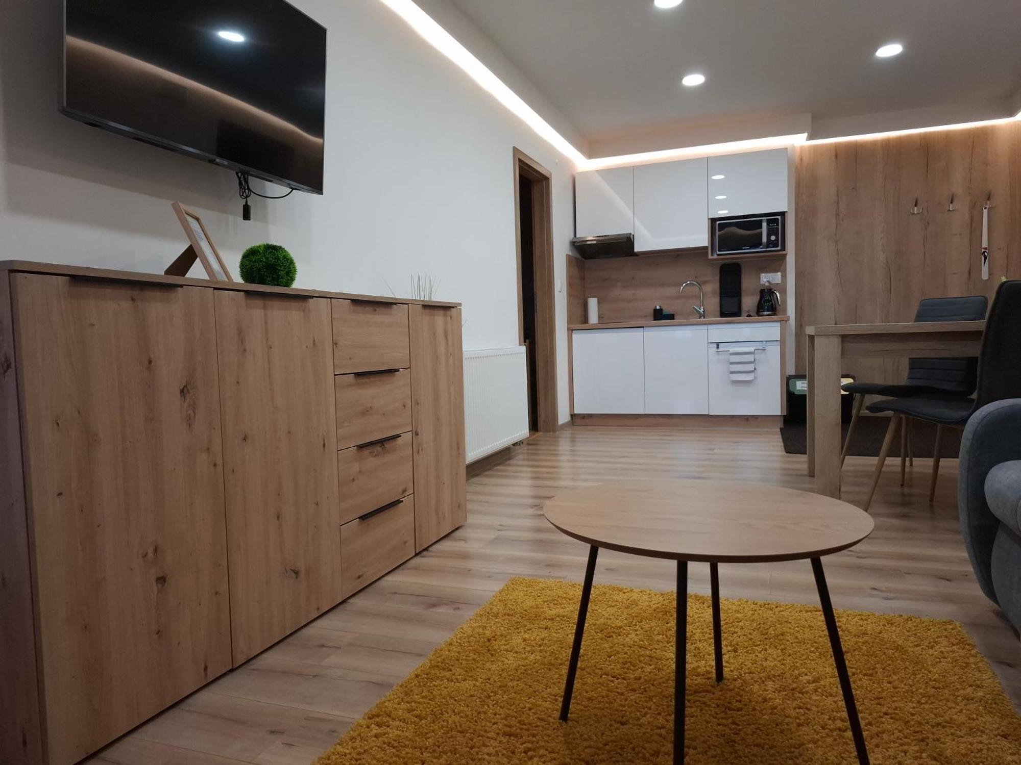 Apartmany Lumi Velky Slavkov Exterior photo
